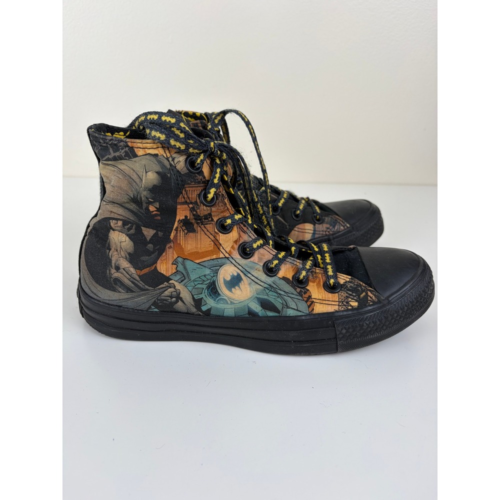 Converse x DC Comics Batman Chuck Taylor High Top Sneakers Women's 6 150505C